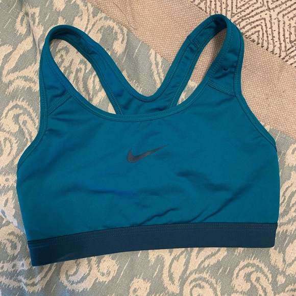 Nike Sports Bra - Picture 4 of 4